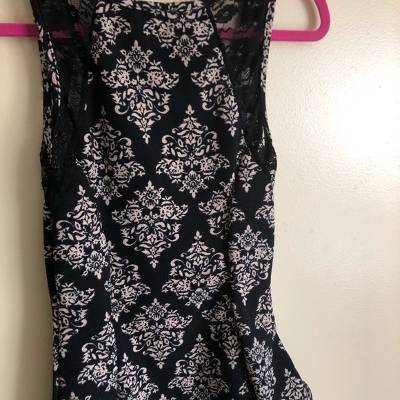 Blouse - Picture 2 of 2